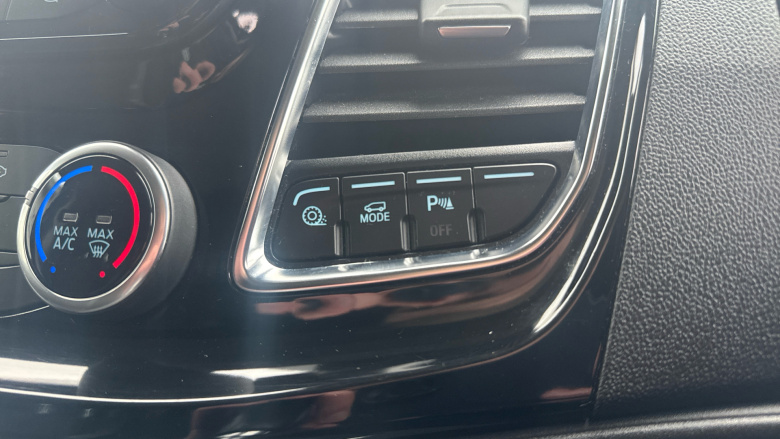 Ford Transit Custom 280 L1 Diesel Fwd 2.0 EcoBlue 130ps Low Roof Limited Van